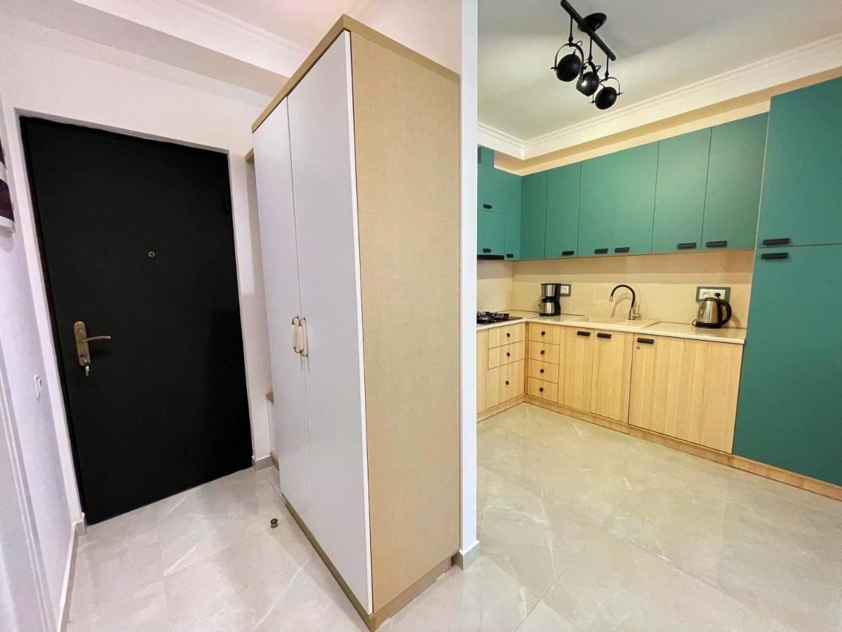 City Heart Luxury Apartment Kutaissi Exterior foto