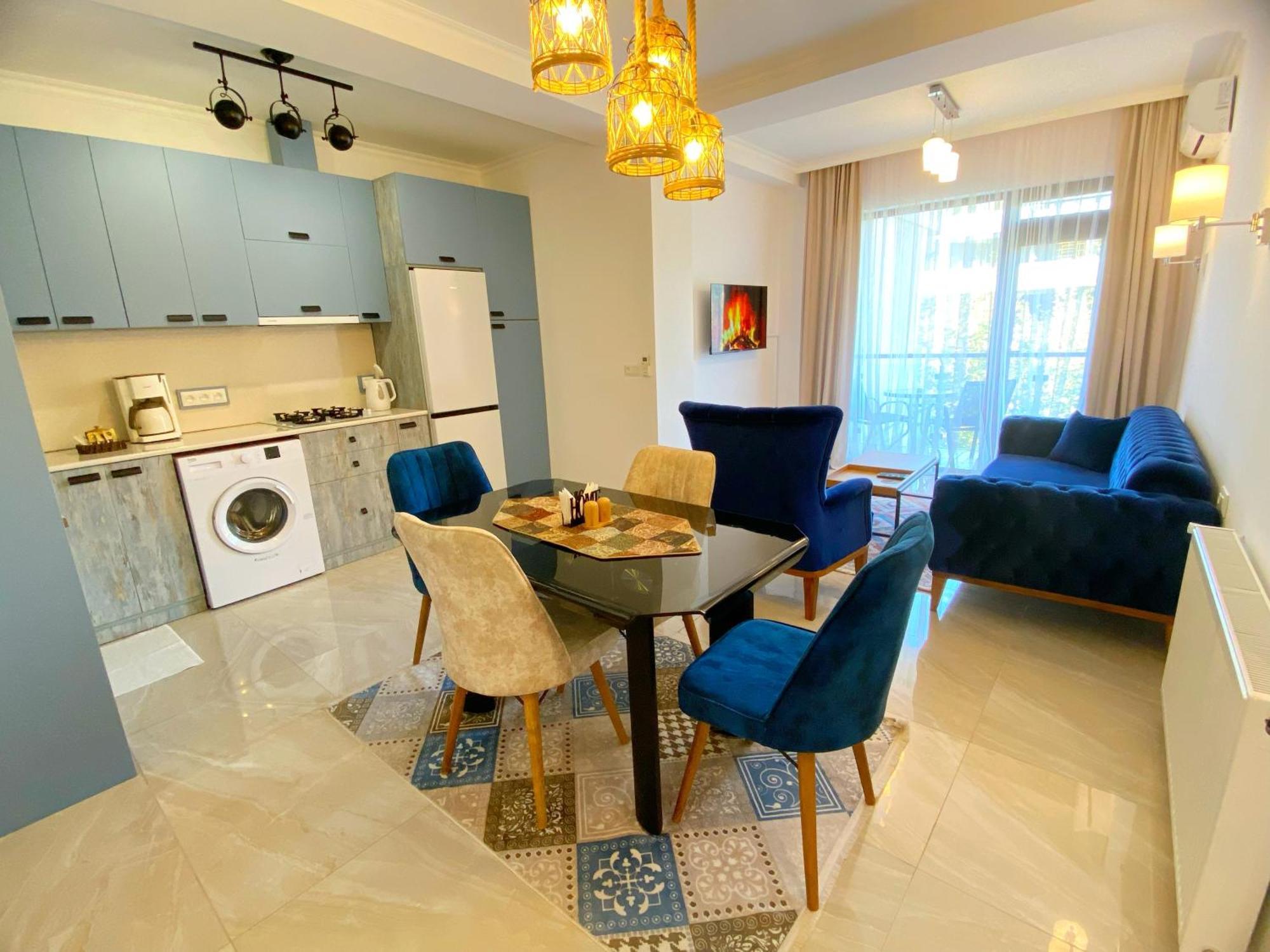 City Heart Luxury Apartment Kutaissi Exterior foto